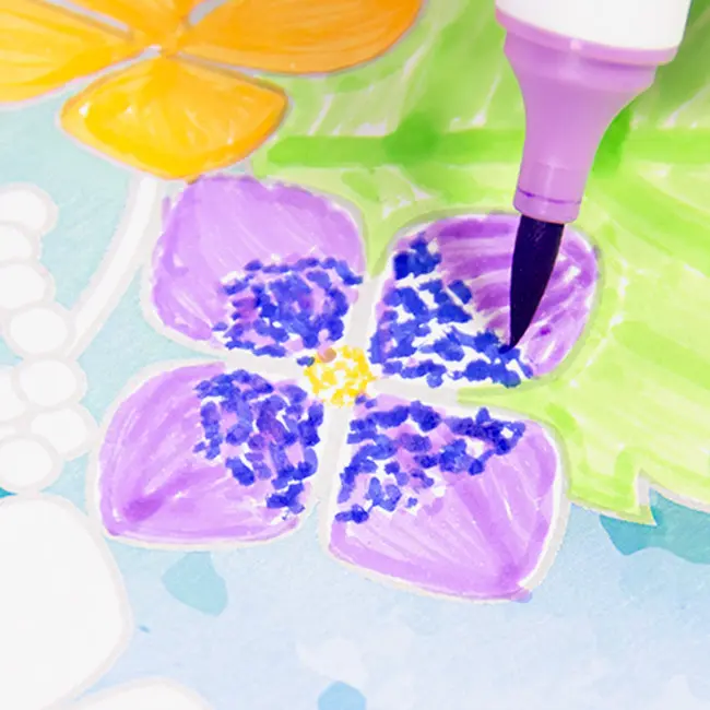 デコレーションペイント「紫陽花」介護レクリエーション作成風景1