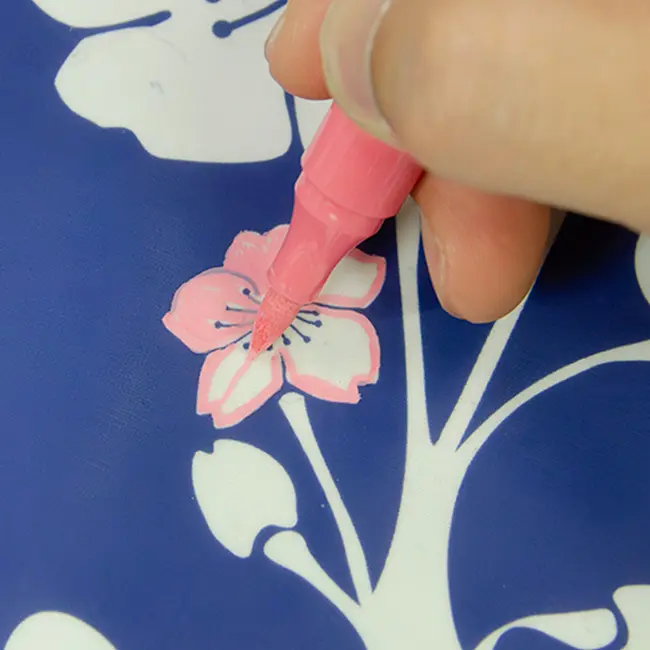 ファブリックペイント「桜」介護レクリエーション作成風景1