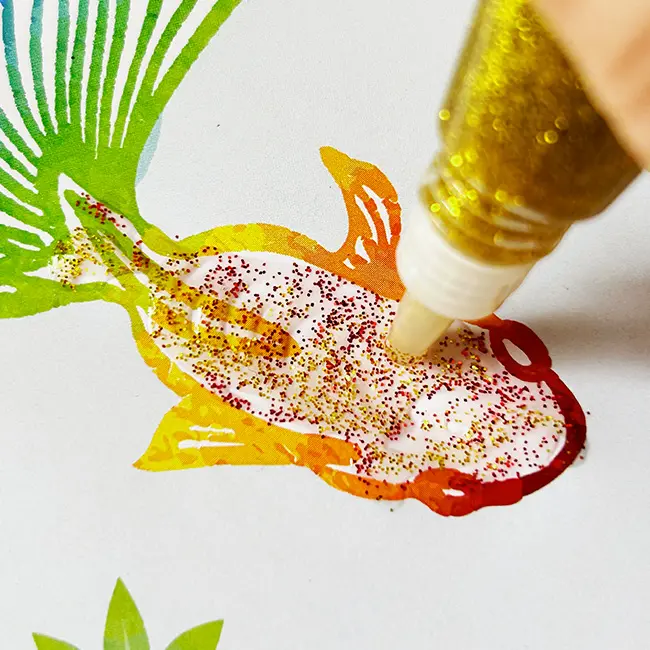 デコレーションペイント「金魚」 制作3